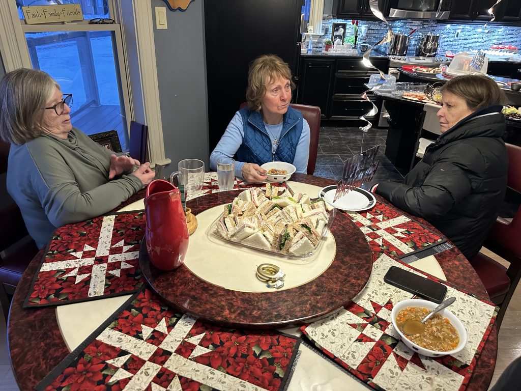 Sharon Quinlan, Barbara Crosbie and Daphne Kearley